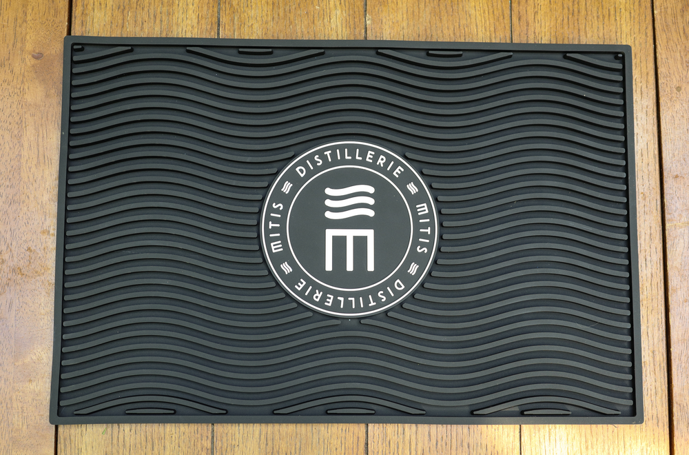 Bar mat